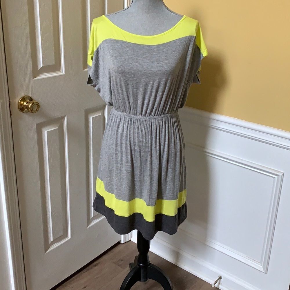 one clothing Dress 